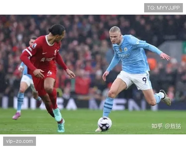 本赛季接管后防范戴克争顶压制对方前锋胜过迪亚斯