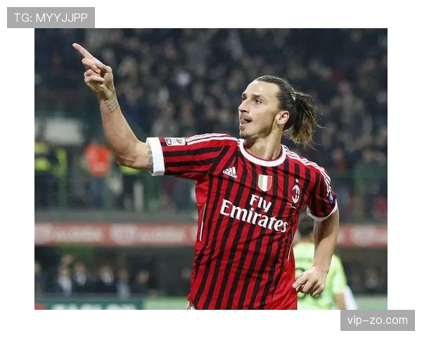 伊布高空争顶优势如何压制年轻锋线？