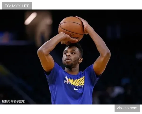 帕利尼亚高压逼抢下的出球困境：能力短板与战术限制解析